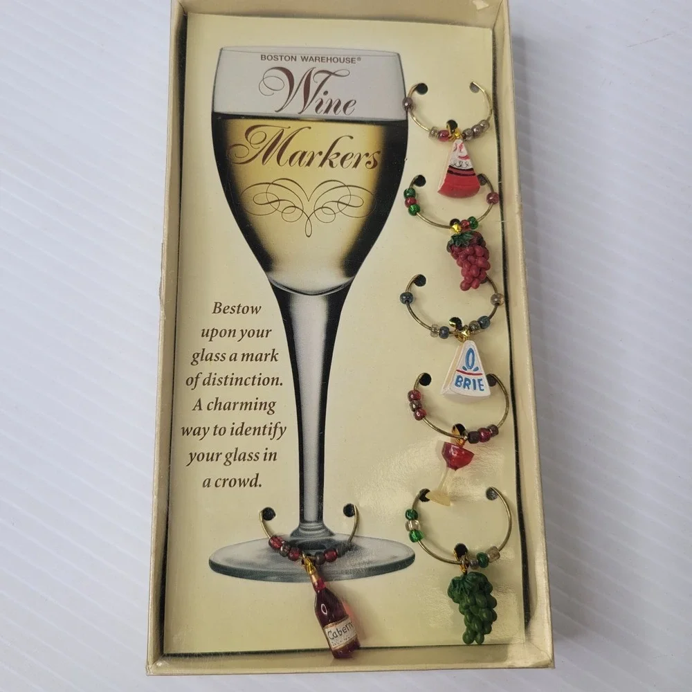Boston Warehouse Buffet Charcuterie Items Wine Charms Cheese Spreaders‎ Napkins